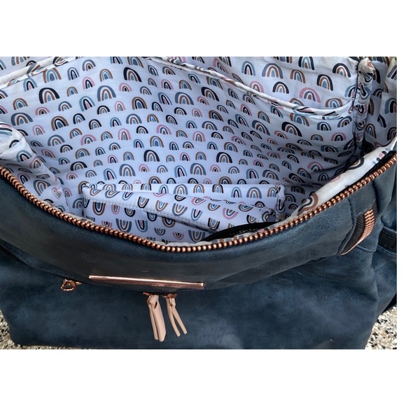 Petunia pickle bottom Pivot Pack indigo‎ blush diaper bag backpack leather vegan - Picture 13 of 16